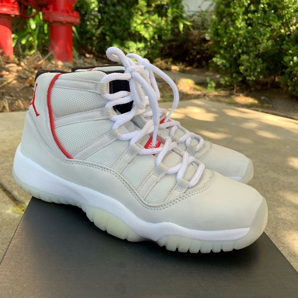 jordan 11 platinum tint cheap